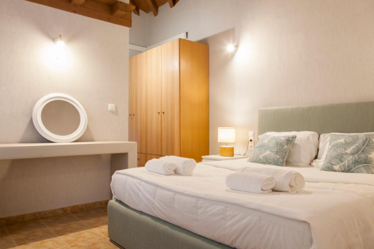 Villa Skyfall Kalamítsi 外观 照片