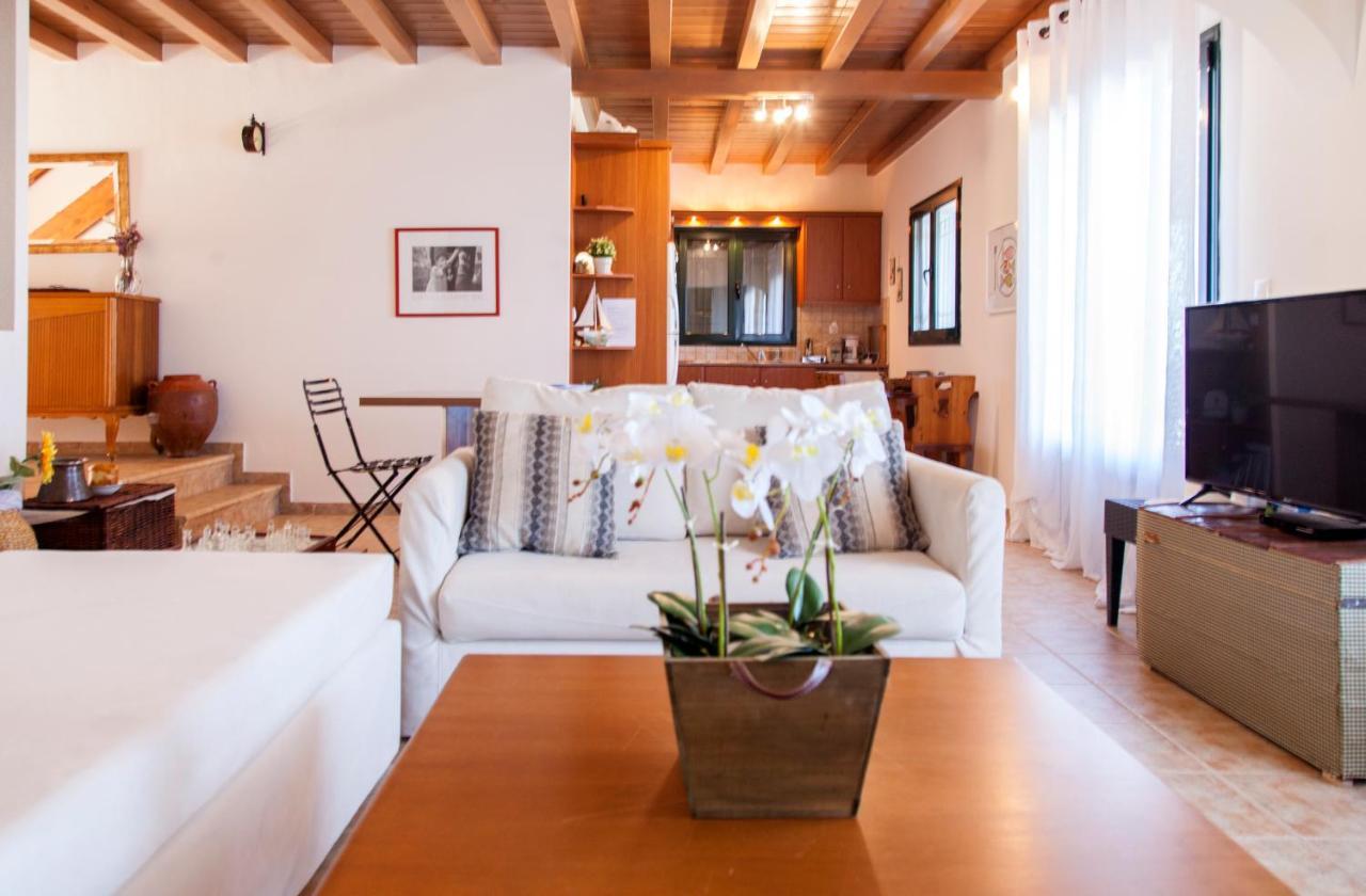 Villa Skyfall Kalamítsi 外观 照片
